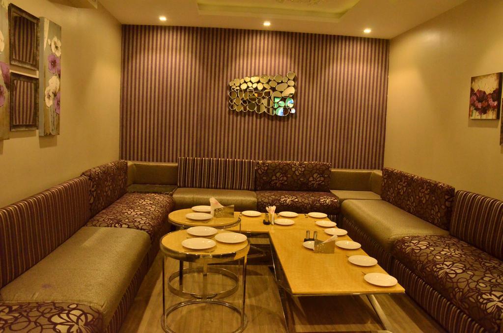 Hotel Down Town Jalandhar Bagian luar foto
