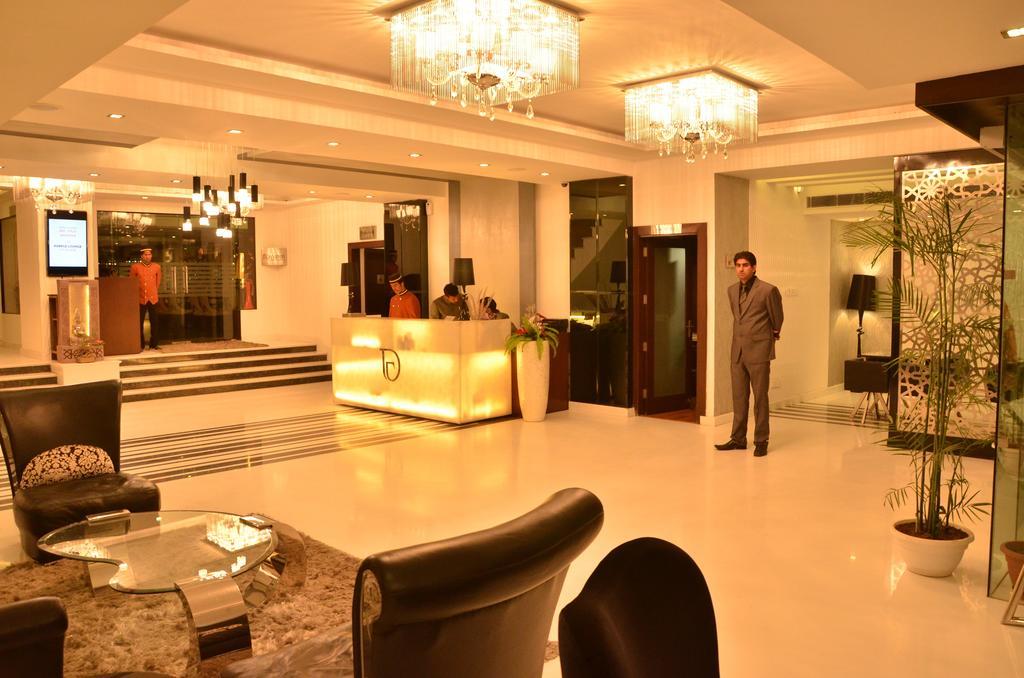 Hotel Down Town Jalandhar Bagian luar foto