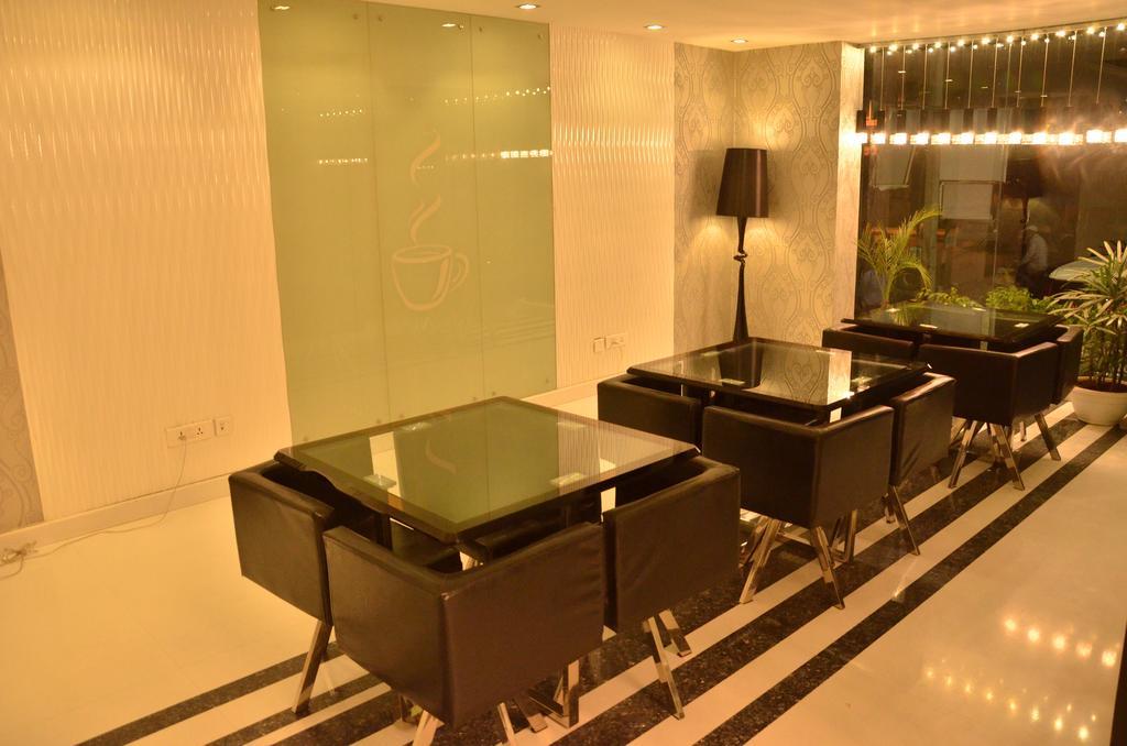 Hotel Down Town Jalandhar Bagian luar foto